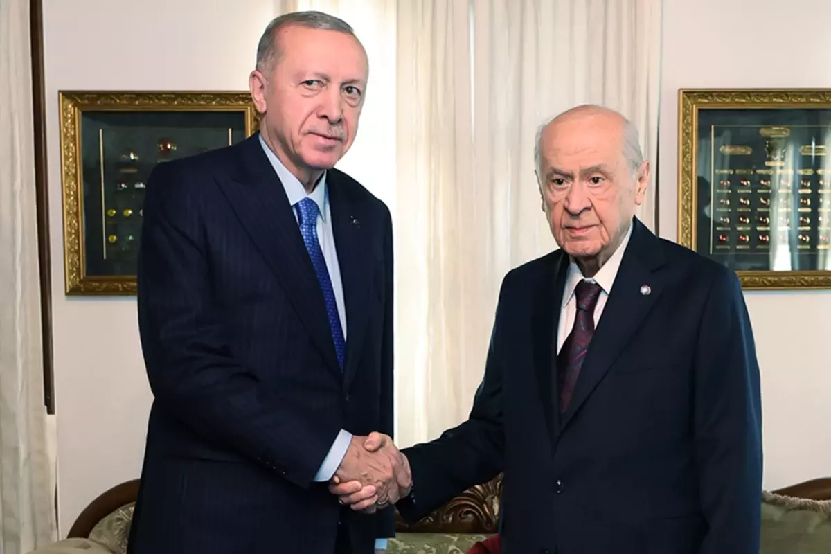 Erdoğan-Bahçeli zirvesinde “Terörsüz Türkiye” hedefi masaya yatırıldı